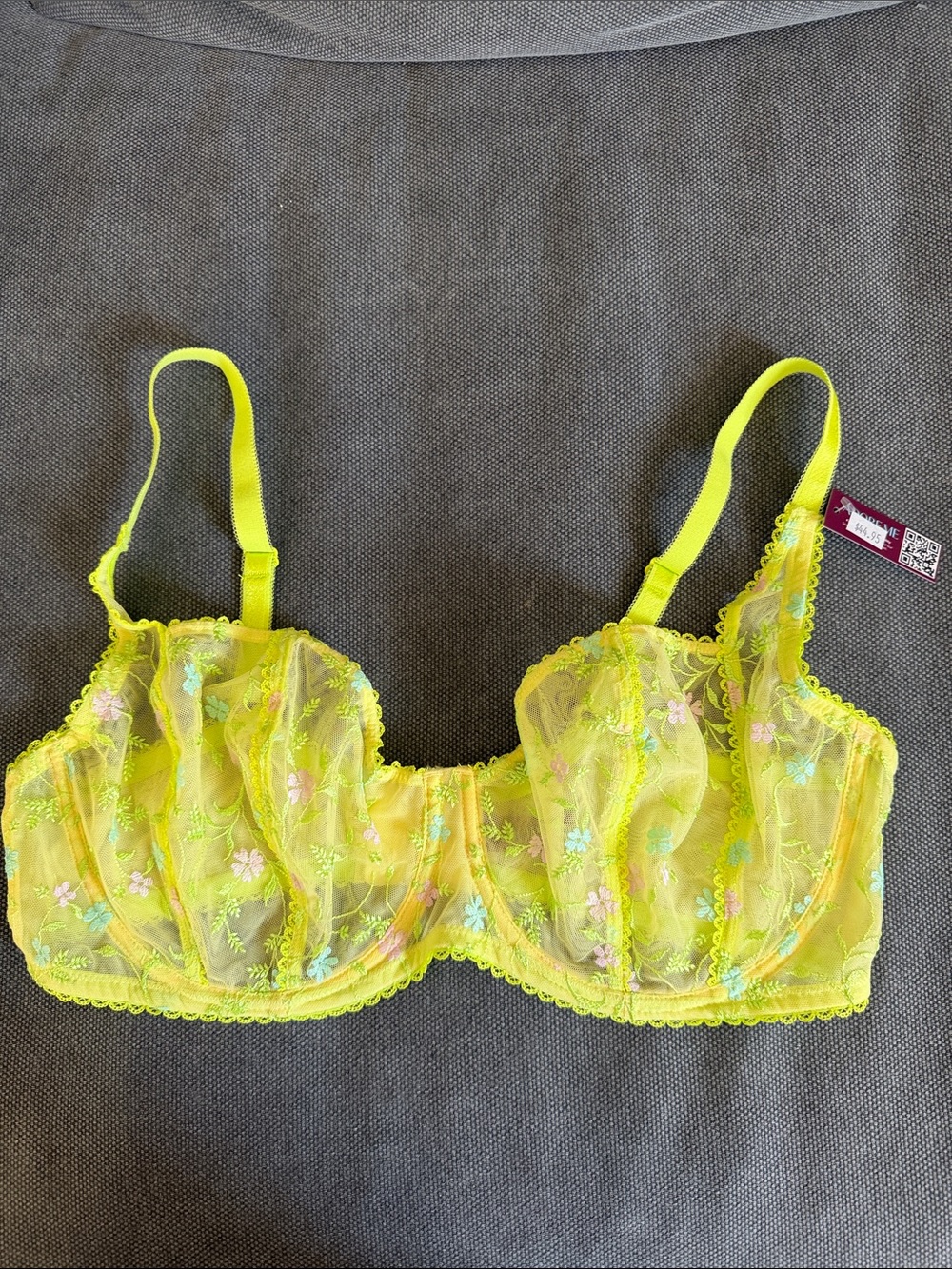 Adore Me Neon Yellow Floral Sheer Underwire Bra. 40DDD NWT